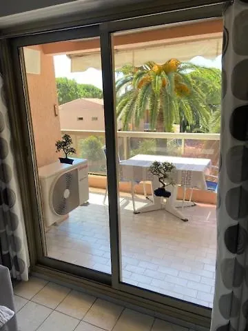 Appartement App.T2 de Standing Proche de la Mer Golfe-Juan France