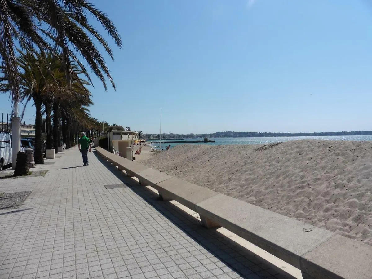 App T2 Cozy Proche De La Mer Golfe-Juan Apartment